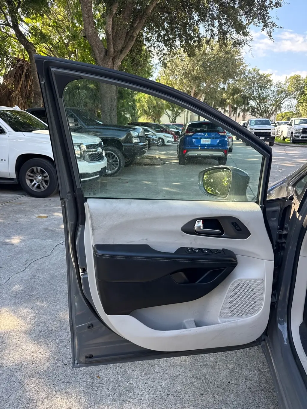 Florida Fine Cars - Used CHRYSLER PACIFICA 2022 WEST PALM TOURING L