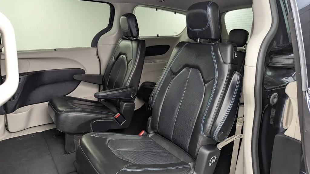 Florida Fine Cars - Used CHRYSLER PACIFICA 2022 WEST PALM TOURING L
