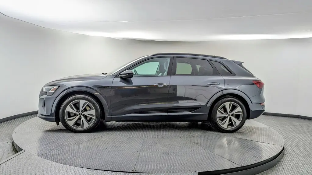Florida Fine Cars - Used AUDI Q8 E-TRON 2024 WEST PALM PREMIUM