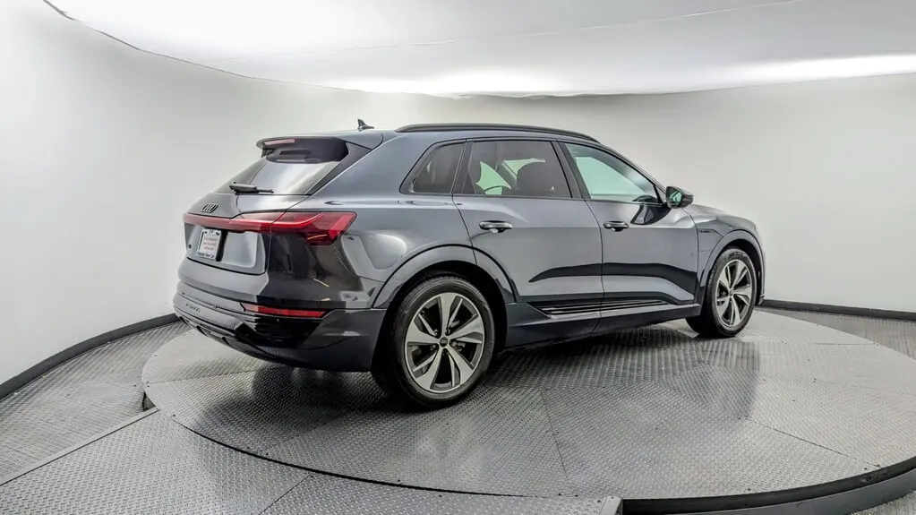 Florida Fine Cars - Used AUDI Q8 E-TRON 2024 WEST PALM PREMIUM