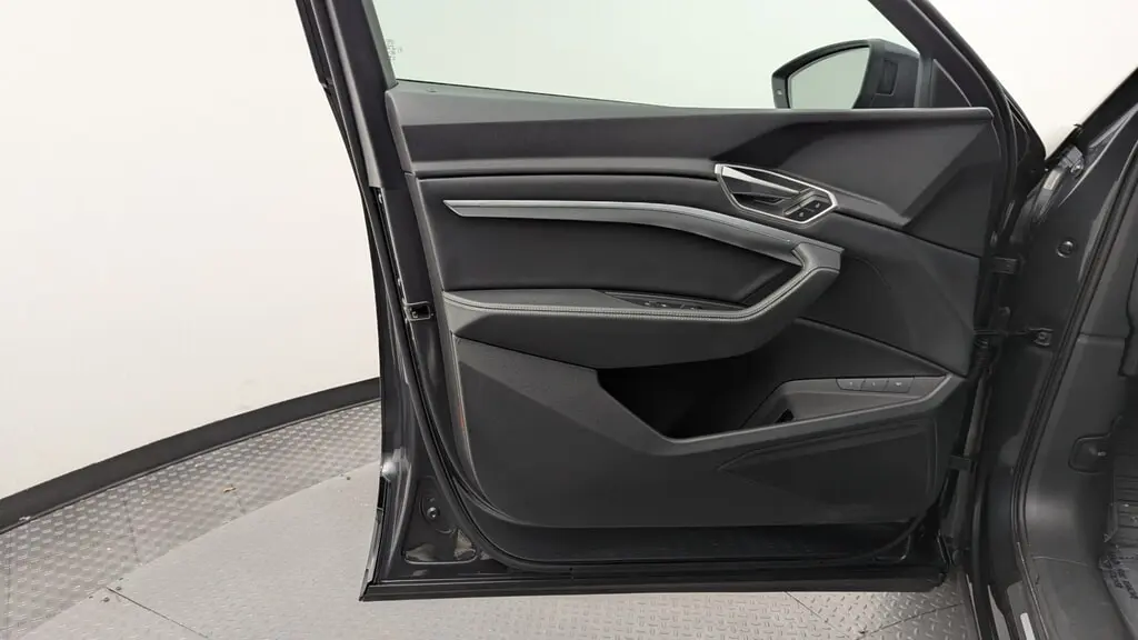 Florida Fine Cars - Used AUDI Q8 E-TRON 2024 WEST PALM PREMIUM