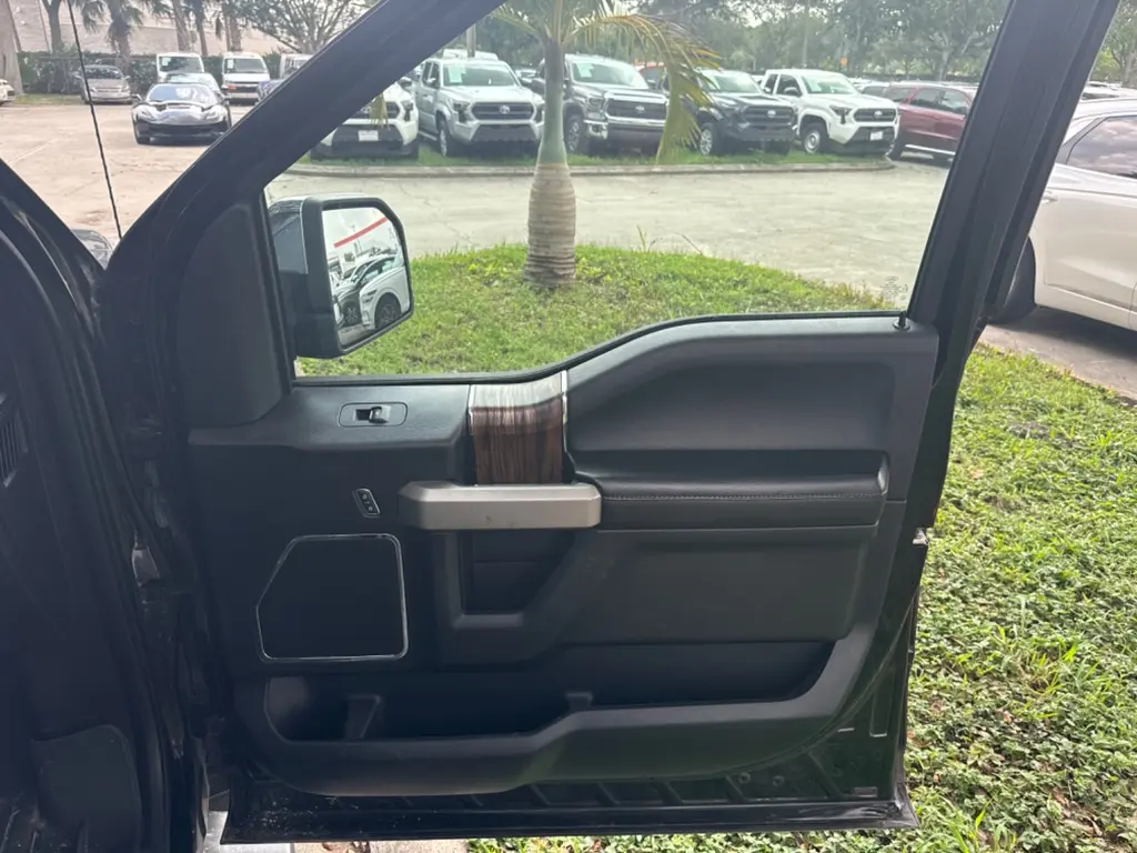 Florida Fine Cars - Used FORD F-150 2018 WEST PALM LARIAT