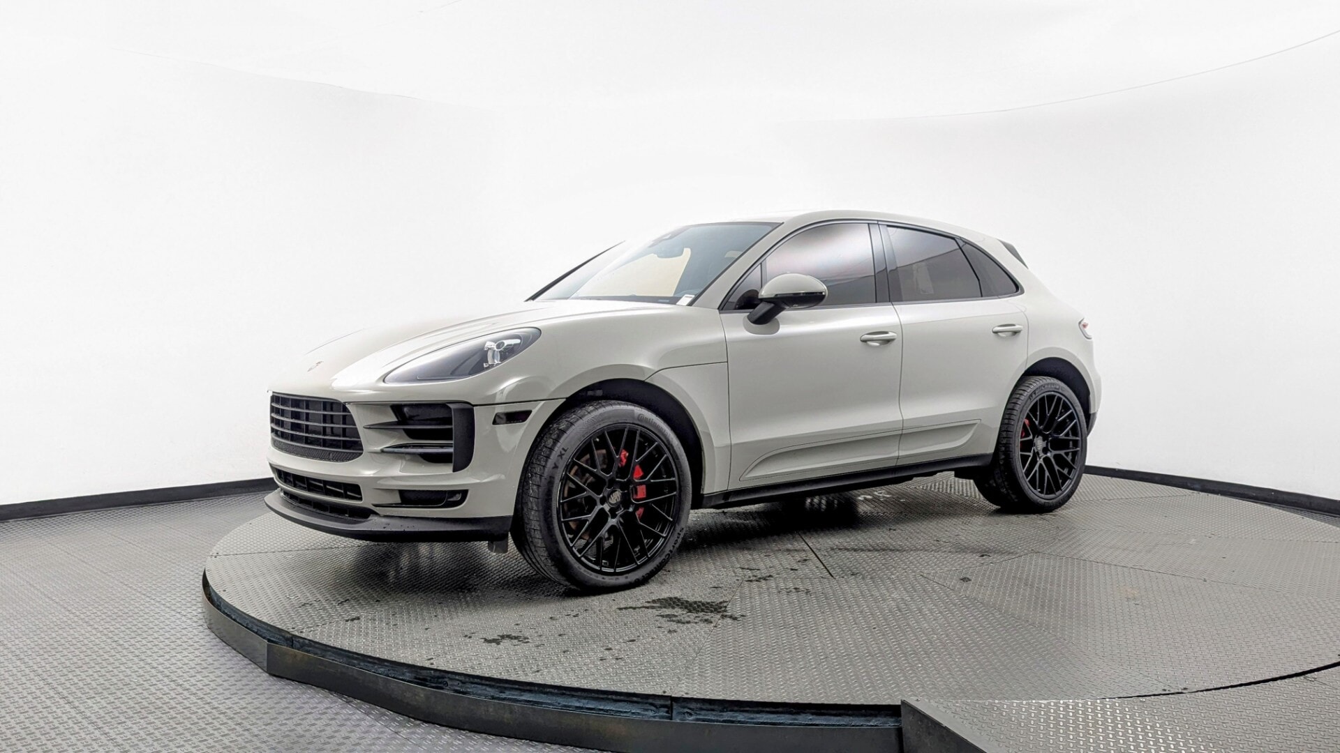 2021 Porsche Macan S's photo