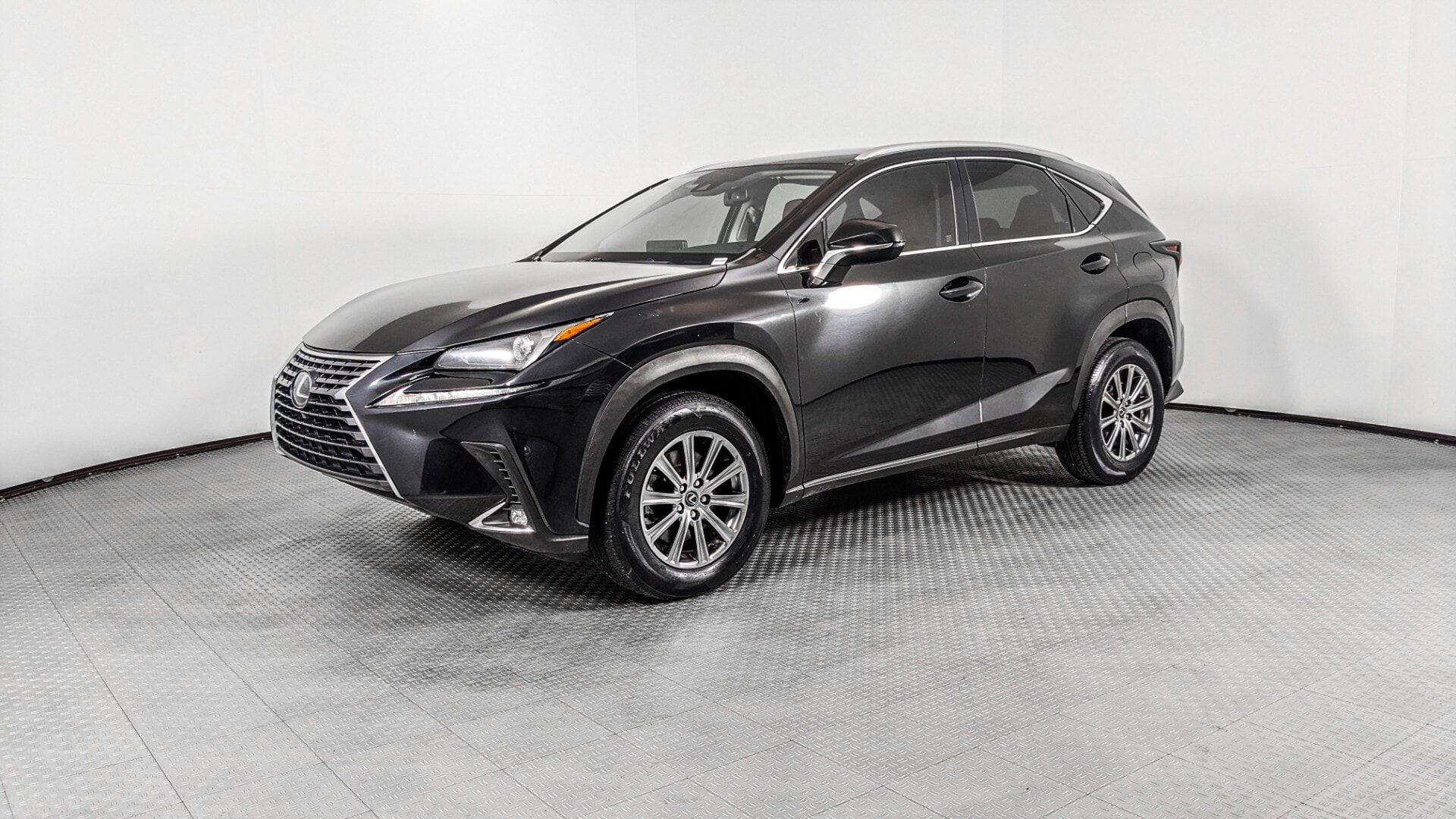 2020 Lexus NX 300's photo