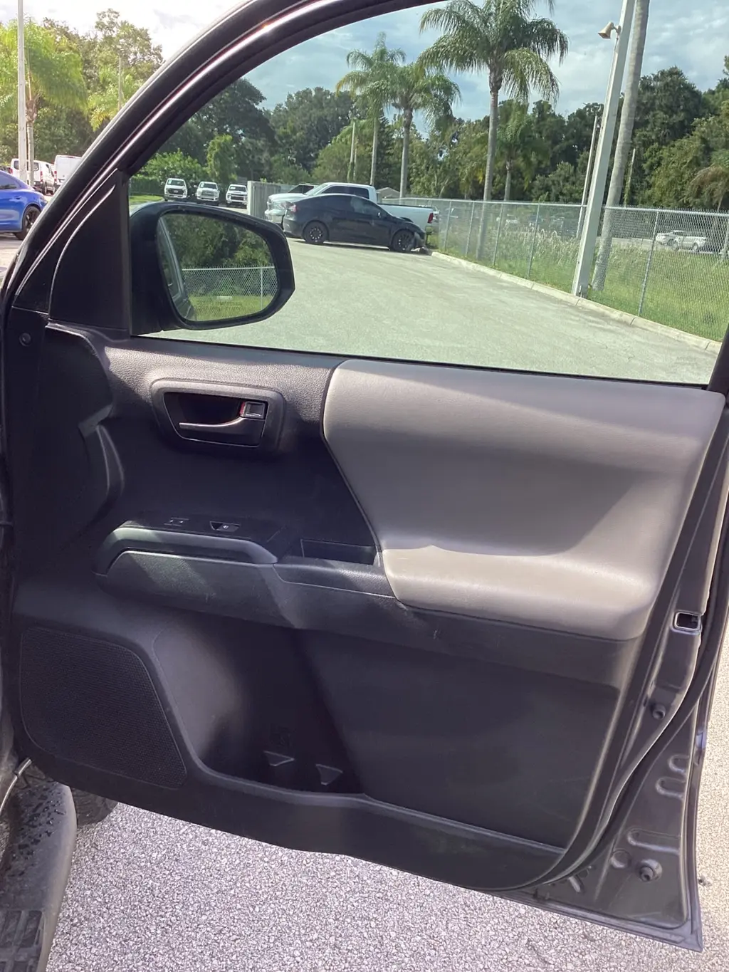 Florida Fine Cars - Used TOYOTA TACOMA 4WD 2023 ORLANDO SR