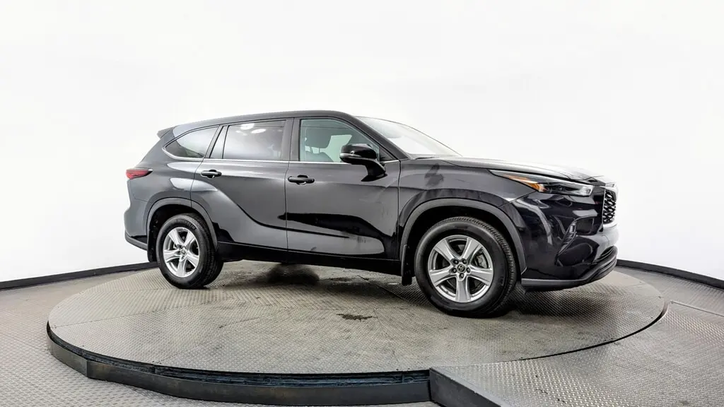 Florida Fine Cars - Used TOYOTA HIGHLANDER 2024 MARGATE LE
