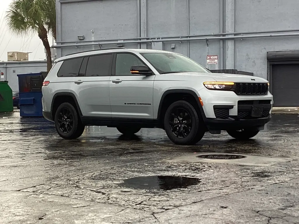 Florida Fine Cars - Used JEEP GRAND CHEROKEE L 2024 MARGATE ALTITUDE