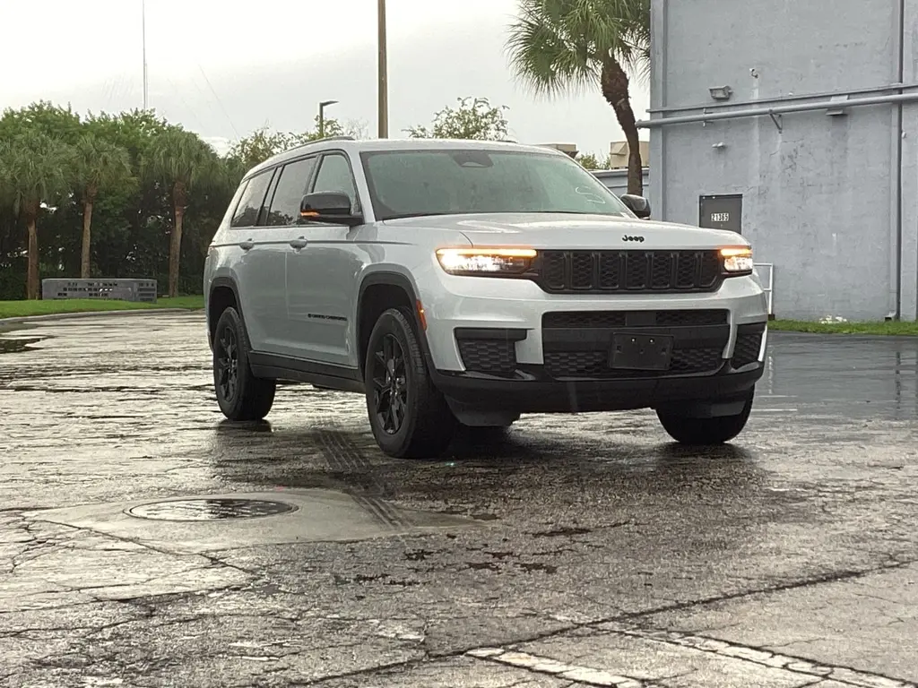 Florida Fine Cars - Used JEEP GRAND CHEROKEE L 2024 MARGATE ALTITUDE