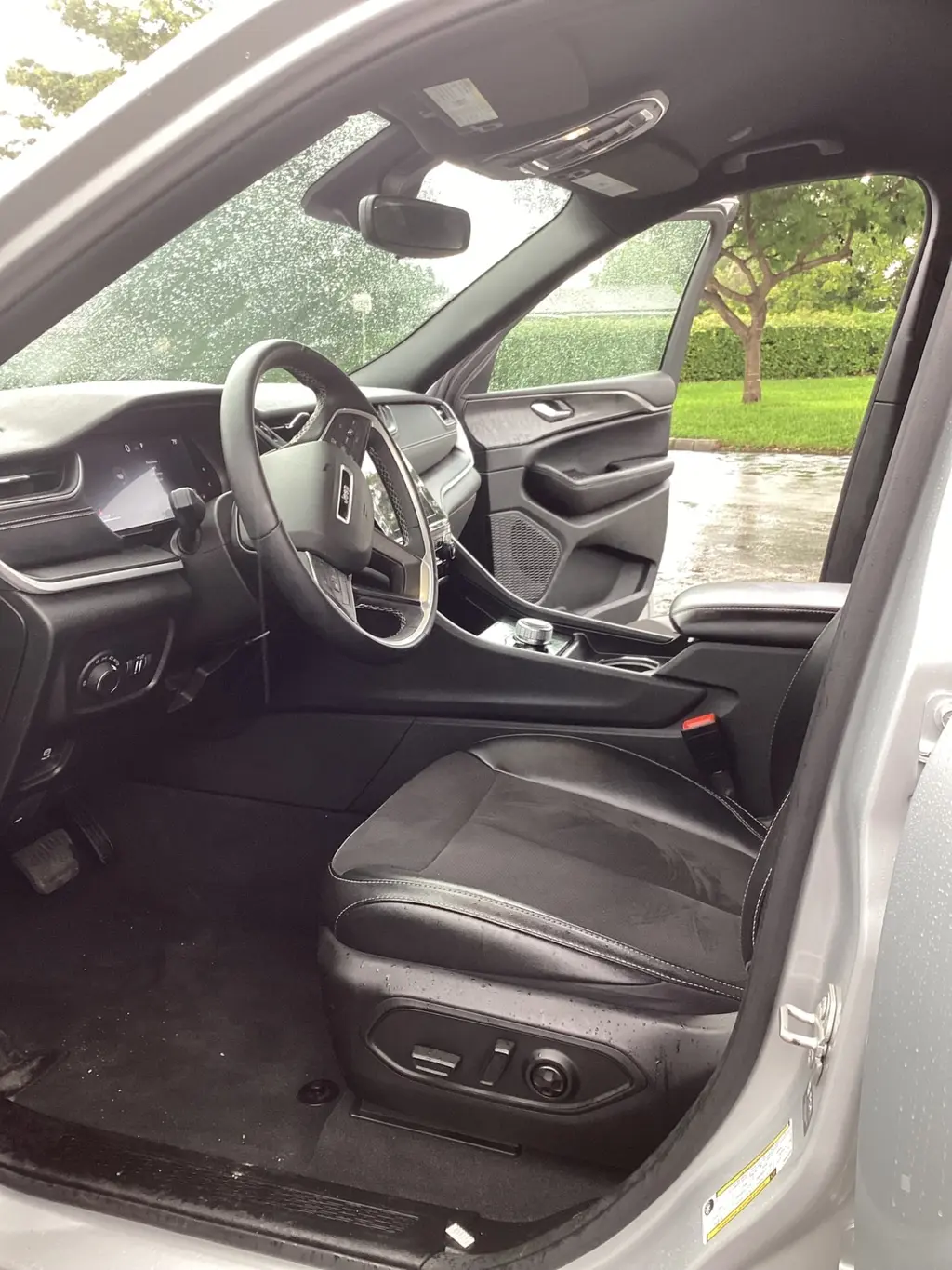 Florida Fine Cars - Used JEEP GRAND CHEROKEE L 2024 MARGATE ALTITUDE