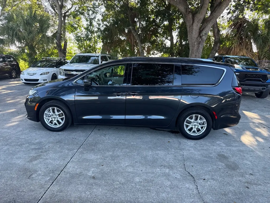 Florida Fine Cars - Used CHRYSLER PACIFICA 2021 MIAMI TOURING L