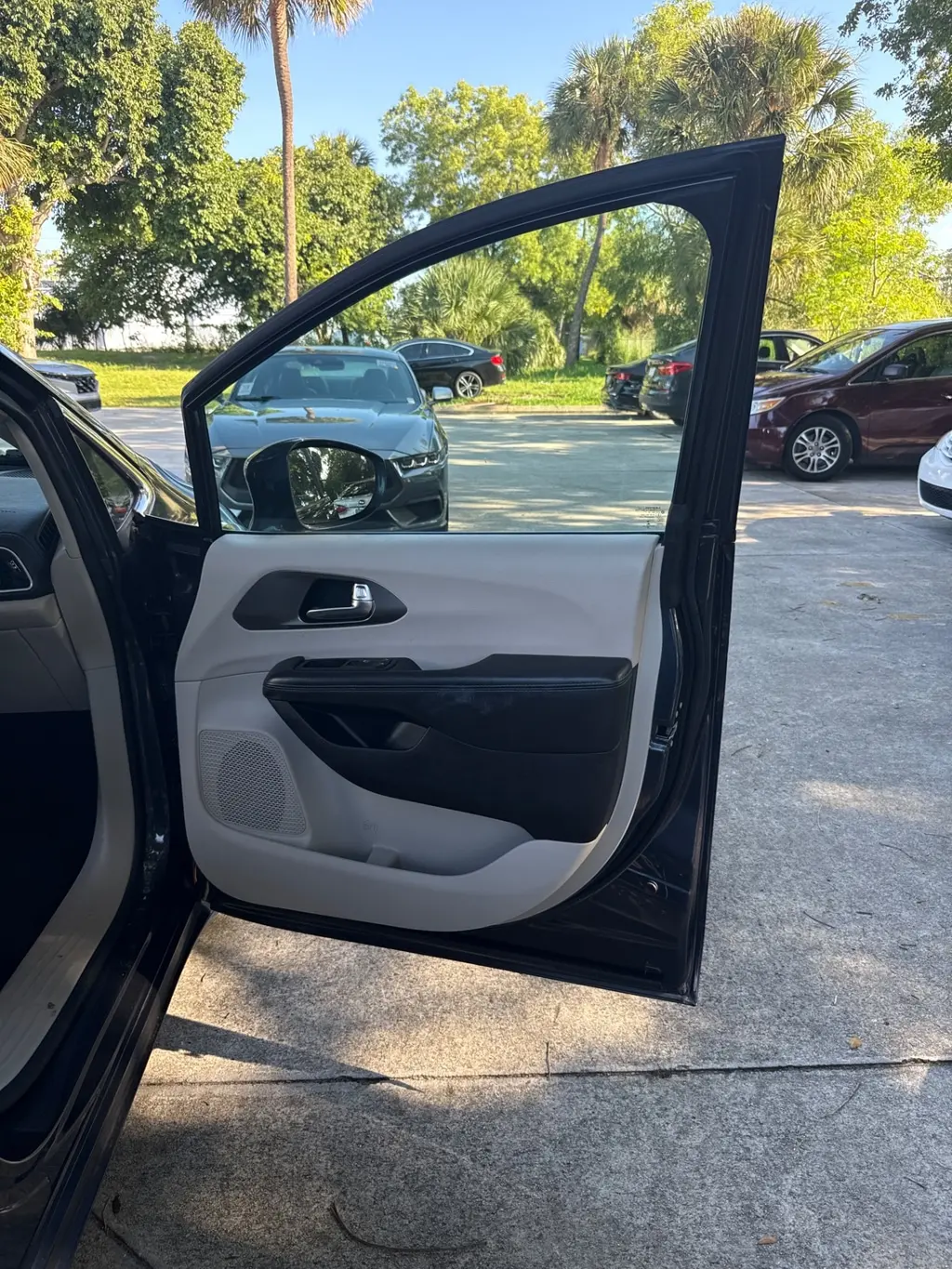 Florida Fine Cars - Used CHRYSLER PACIFICA 2021 MIAMI TOURING L