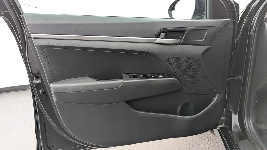 Florida Fine Cars - Used HYUNDAI ELANTRA 2019 MIAMI SE