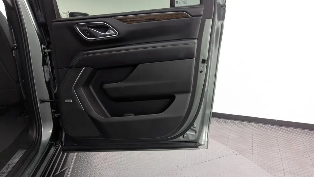 Florida Fine Cars - Used CHEVROLET SUBURBAN 2023 WEST PALM PREMIER