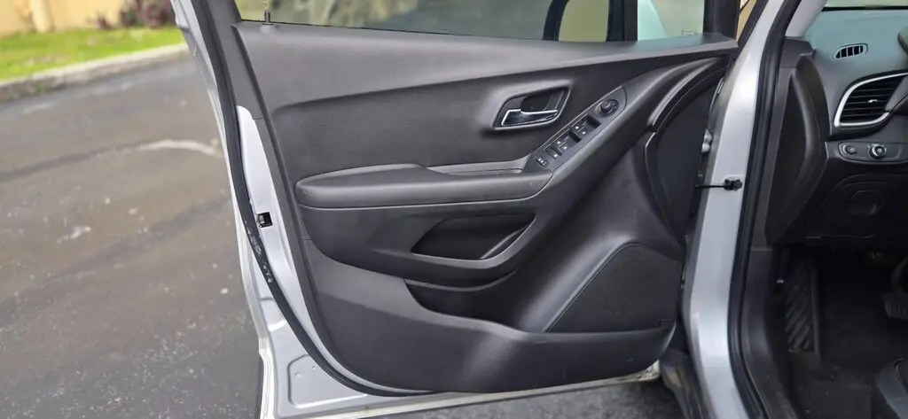 Florida Fine Cars - Used CHEVROLET TRAX 2020 MARGATE LT