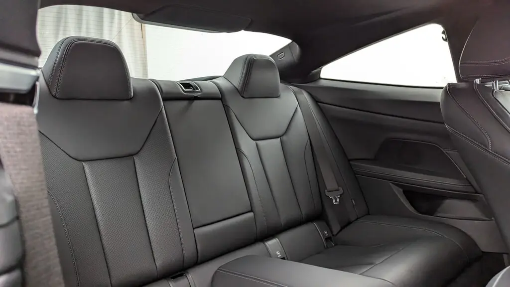 2025 Toyota Camry LE photo 13