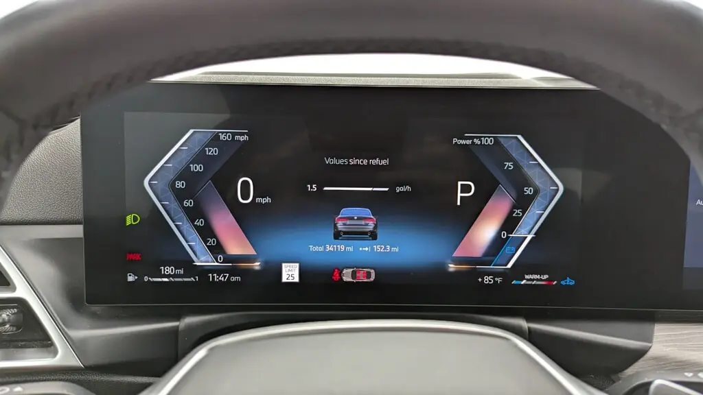 2025 Toyota Camry LE photo 17