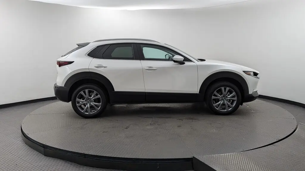 2025 Mazda CX-30 2.5 S Preferred photo 4