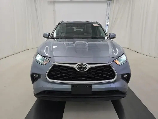 Florida Fine Cars - Used TOYOTA HIGHLANDER 2021 MIAMI XLE