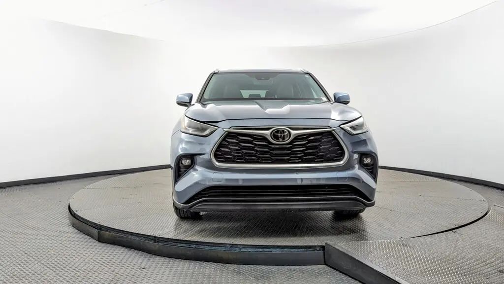 Florida Fine Cars - Used TOYOTA HIGHLANDER 2021 MIAMI XLE