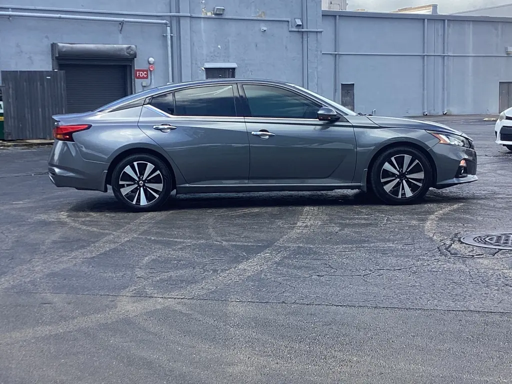 Florida Fine Cars - Used NISSAN ALTIMA 2019 WEST PALM 2.5 SV