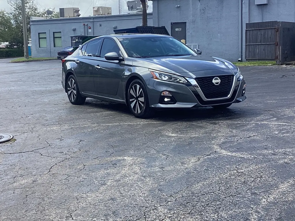 Florida Fine Cars - Used NISSAN ALTIMA 2019 WEST PALM 2.5 SV
