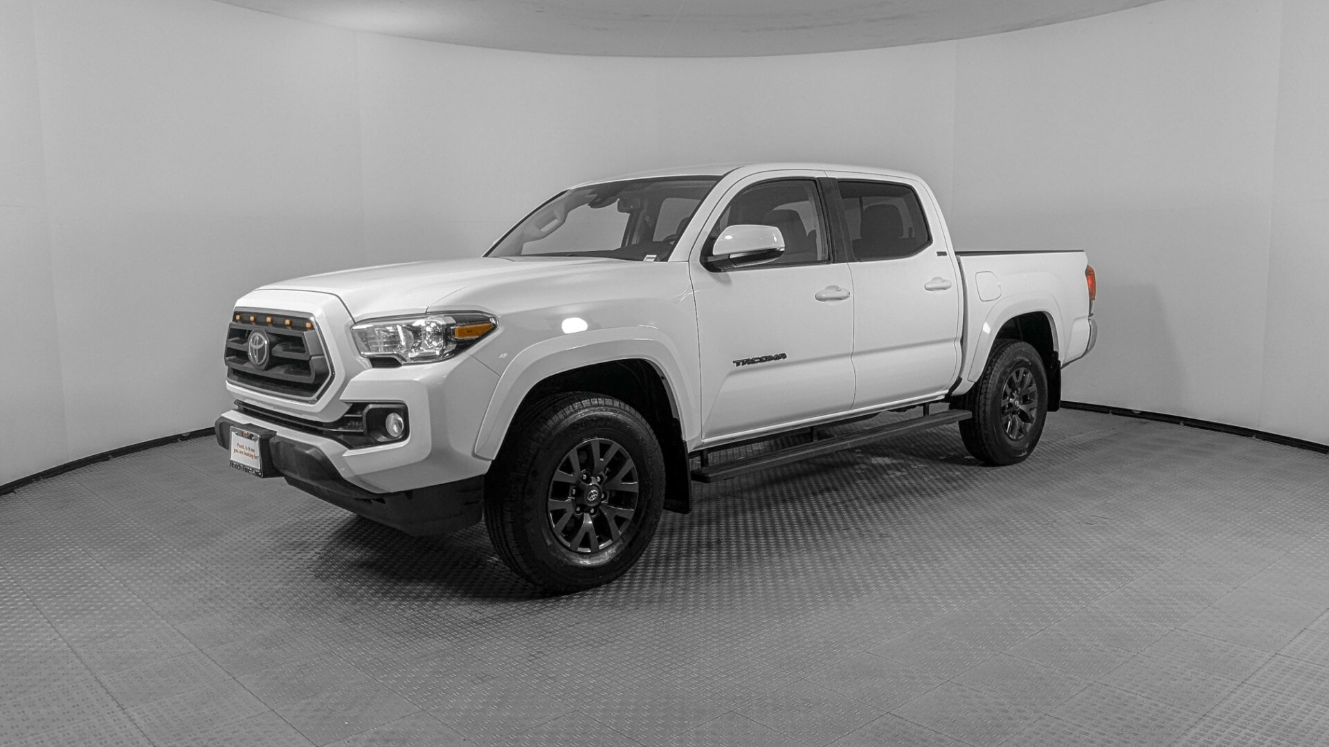 2021 Toyota Tacoma SR5's photo