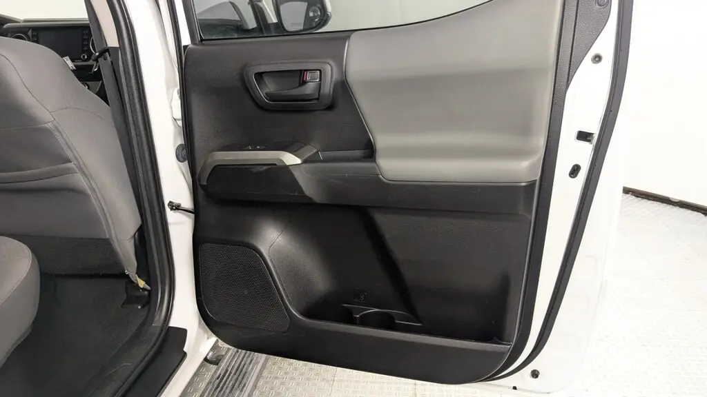 Florida Fine Cars - Used TOYOTA TACOMA 2WD 2021 ORLANDO SR5