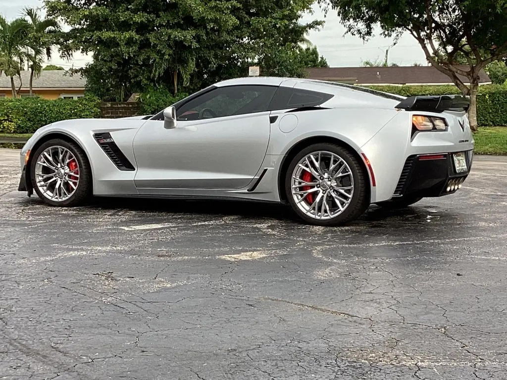 2017 Chevrolet Corvette Z06 2LZ photo 4