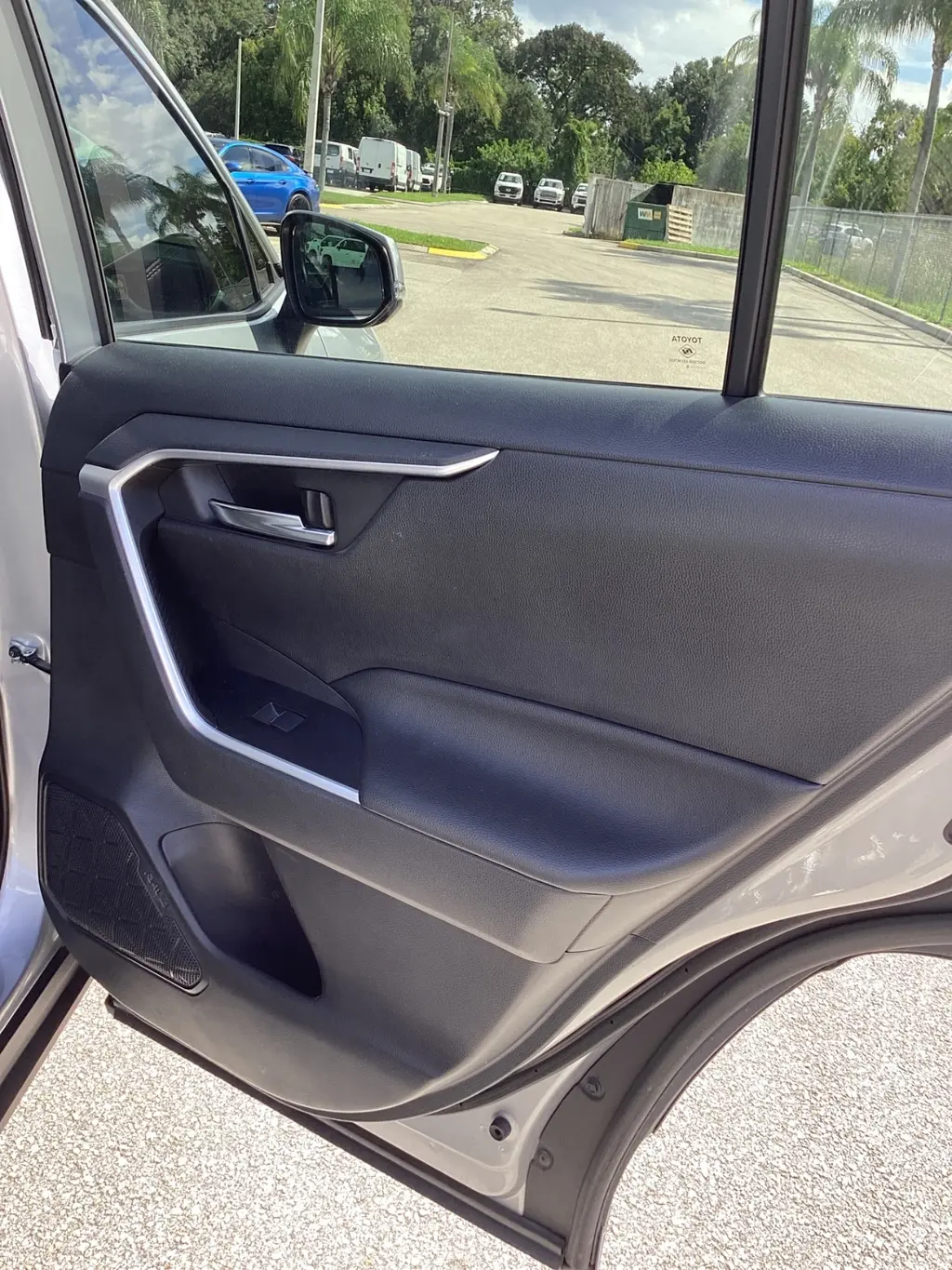 Florida Fine Cars - Used TOYOTA RAV4 2019 ORLANDO XLE PREMIUM