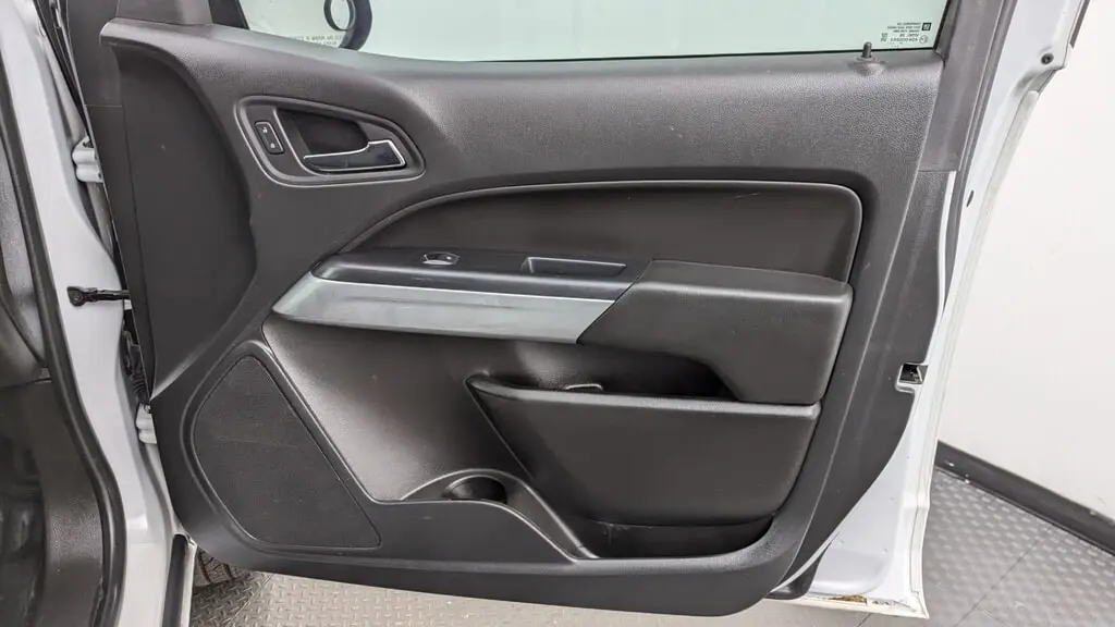 Florida Fine Cars - Used CHEVROLET COLORADO 2022 WEST PALM 2WD LT