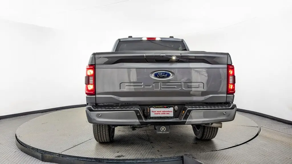 2023 Ford F-150 XL photo 3