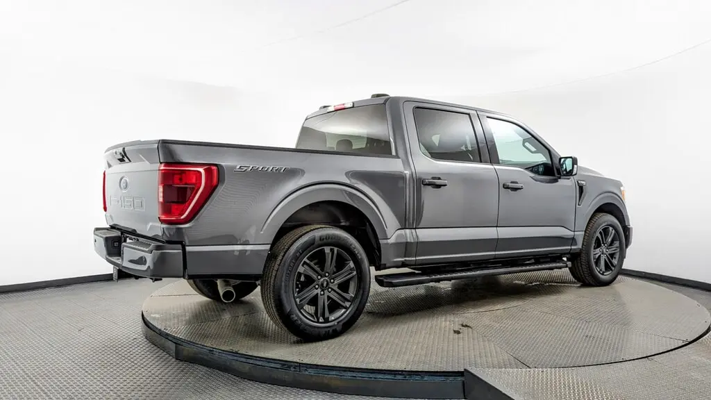 2023 Ford F-150 XL photo 4