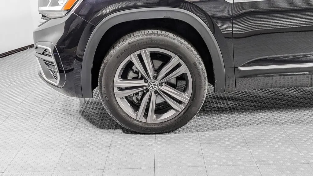 Florida Fine Cars - Used VOLKSWAGEN ATLAS CROSS SPORT 2021 ORLANDO 3.6L V6 SE W/TECHNOLOGY R-LINE