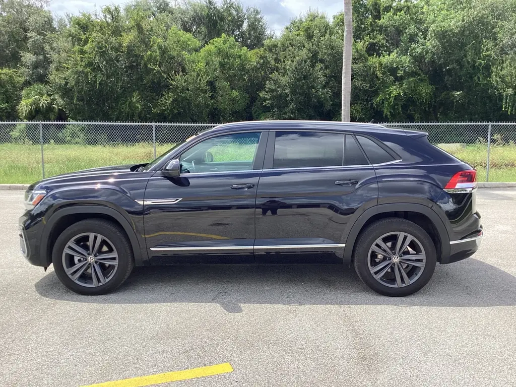 Florida Fine Cars - Used VOLKSWAGEN ATLAS CROSS SPORT 2021 ORLANDO 3.6L V6 SE W/TECHNOLOGY R-LINE