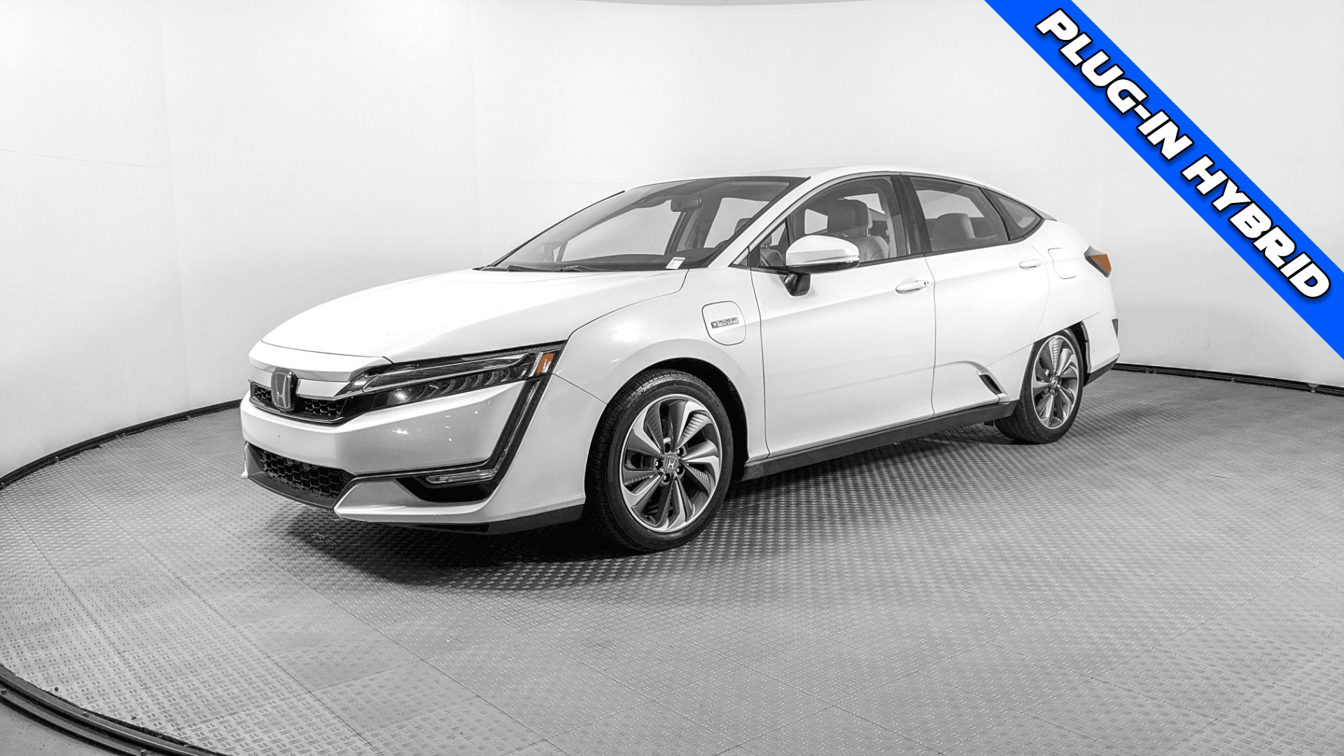 2018 Honda Clarity Touring's photo