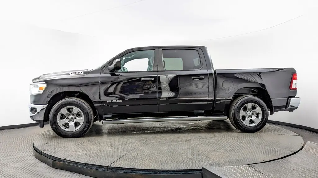 2023 Ram 1500 Big Horn photo 2