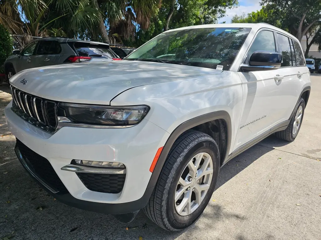Florida Fine Cars - Used JEEP GRAND CHEROKEE 2023 WEST PALM LIMITED