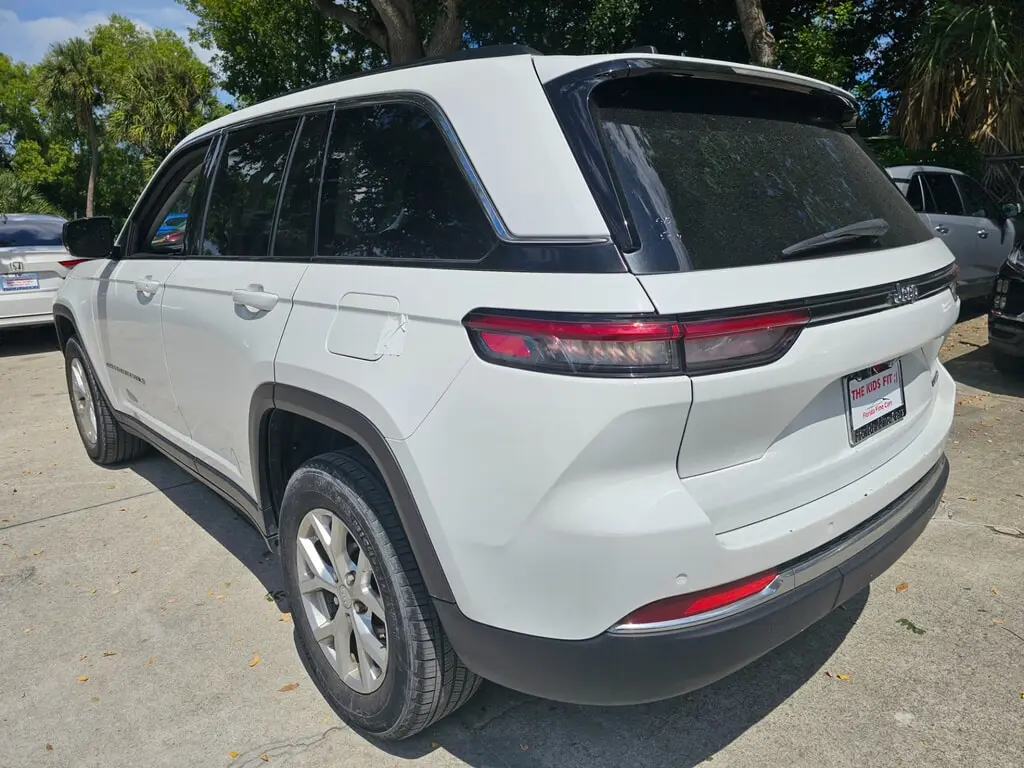 Florida Fine Cars - Used JEEP GRAND CHEROKEE 2023 WEST PALM LIMITED