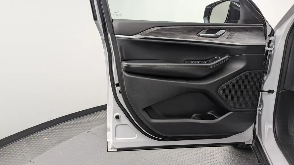 Florida Fine Cars - Used JEEP GRAND CHEROKEE 2023 WEST PALM LIMITED