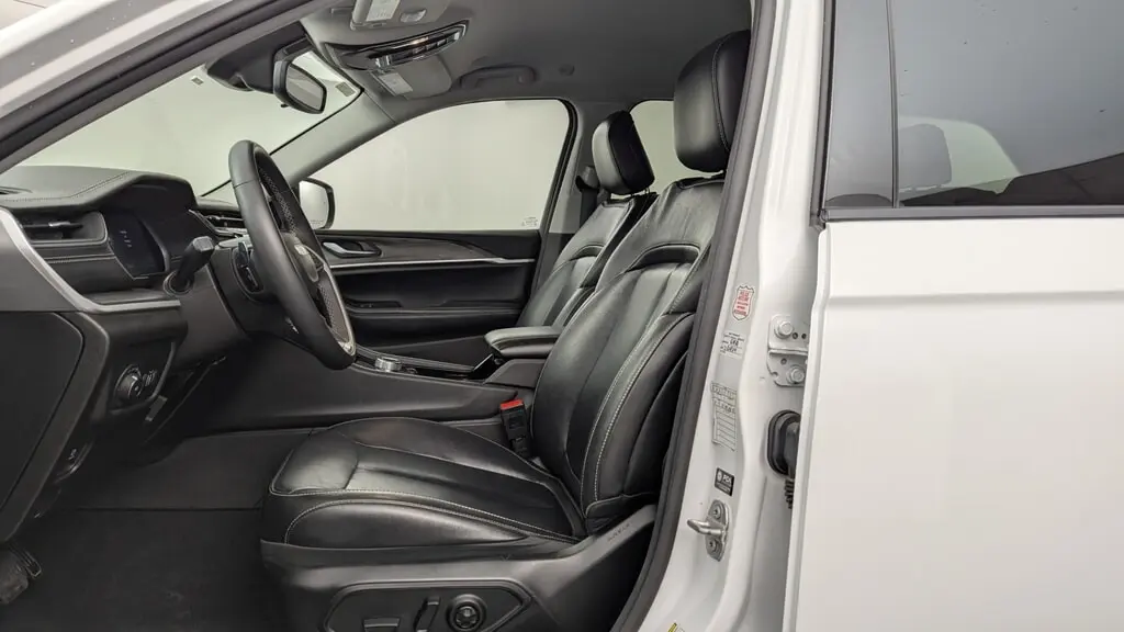 Florida Fine Cars - Used JEEP GRAND CHEROKEE 2023 WEST PALM LIMITED