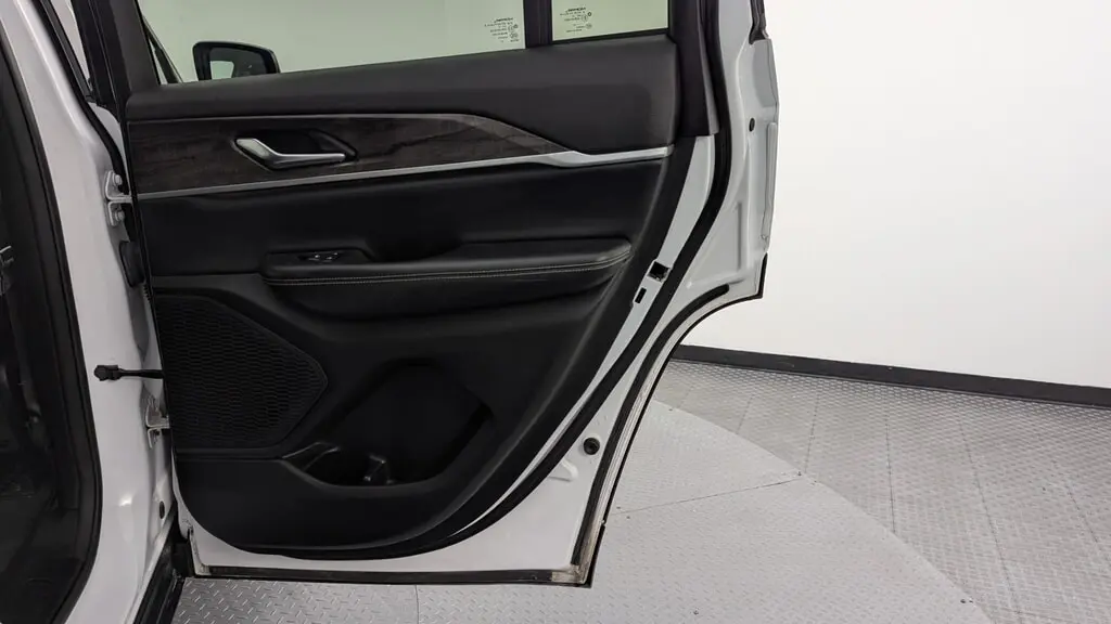 Florida Fine Cars - Used JEEP GRAND CHEROKEE 2023 WEST PALM LIMITED