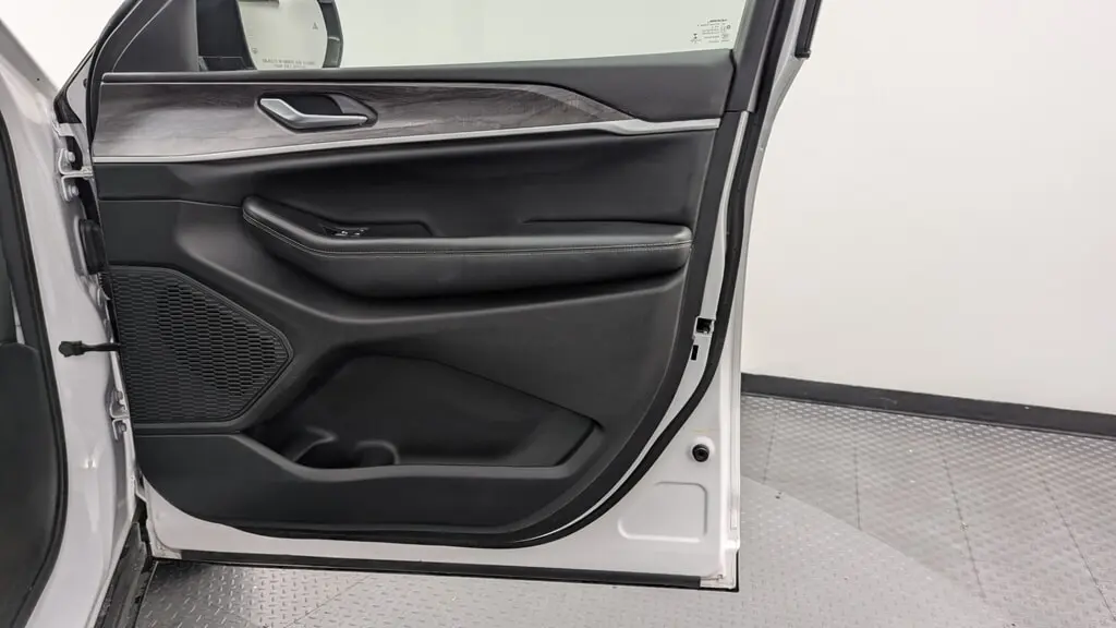 Florida Fine Cars - Used JEEP GRAND CHEROKEE 2023 WEST PALM LIMITED