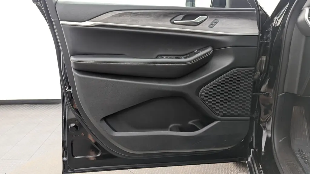 Florida Fine Cars - Used JEEP GRAND CHEROKEE 2024 MARGATE LIMITED