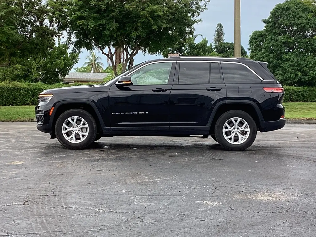 Florida Fine Cars - Used JEEP GRAND CHEROKEE 2024 MARGATE LIMITED