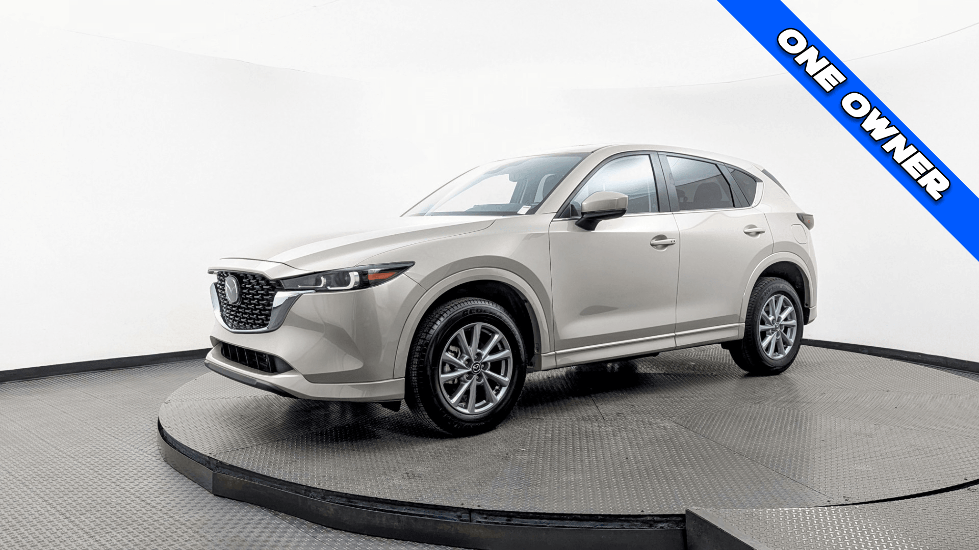 2025 Mazda CX-5 S Preferred package's photo