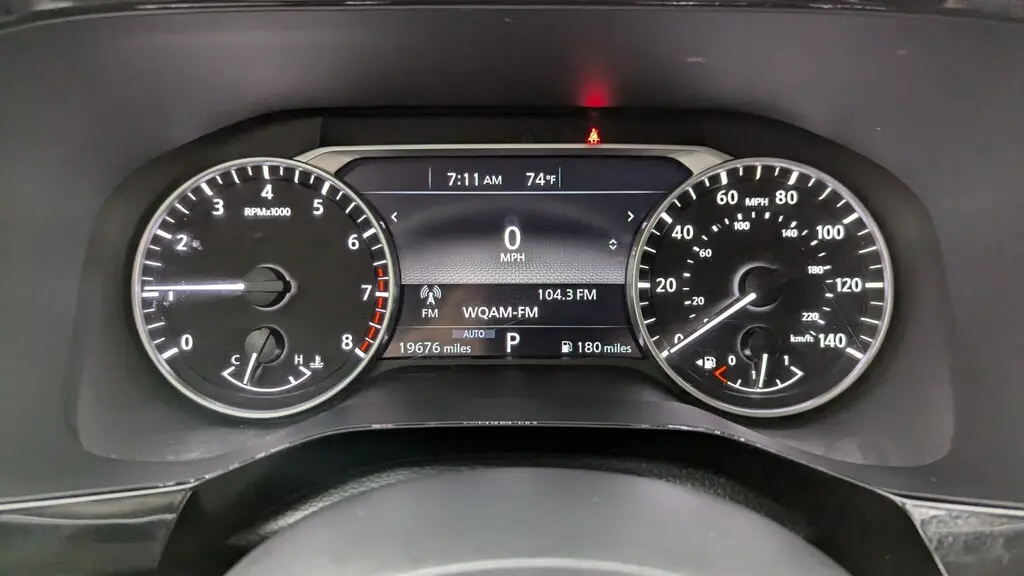 2025 Nissan Pathfinder SV photo 19