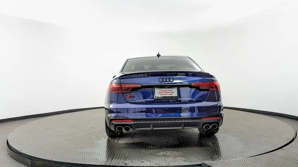 2022 Audi S4 Base Premium Plus photo 3