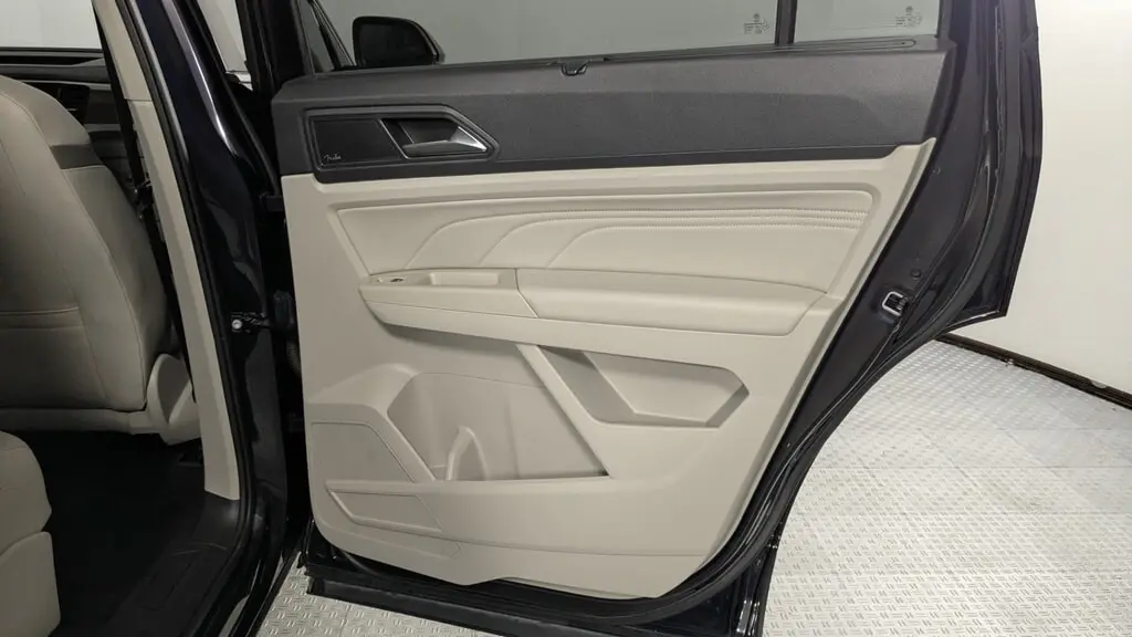 Florida Fine Cars - Used VOLKSWAGEN ATLAS 2021 ORLANDO 3.6L V6 SEL PREMIUM