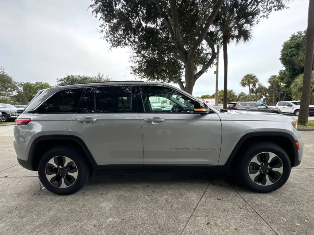 Florida Fine Cars - Used JEEP GRAND CHEROKEE 4XE 2023 WEST PALM 