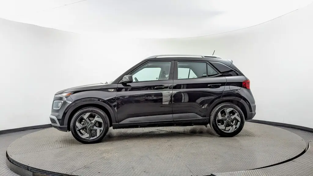 Florida Fine Cars - Used HYUNDAI VENUE 2023 MARGATE SEL